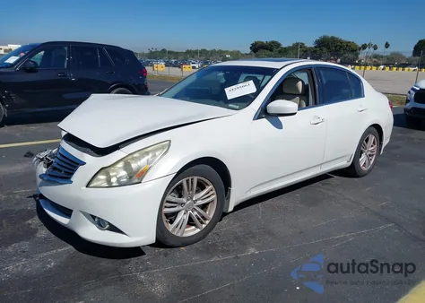 2011 Infiniti G37 Journey z USA, uszkodzony, nr VIN JN1CV6AP7BM510888